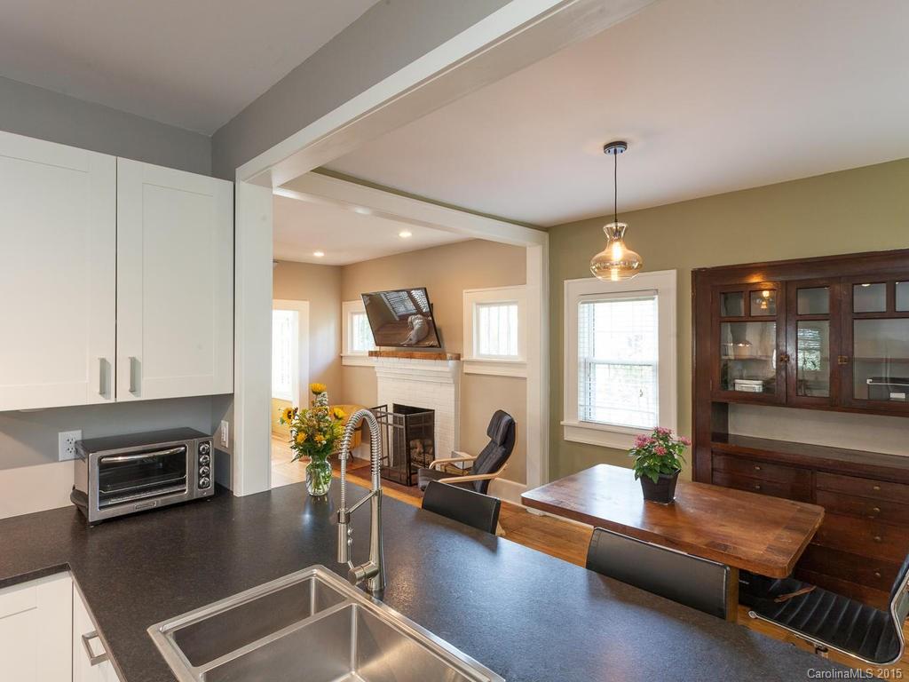 29 Vance Crescent Street Asheville NC 28806