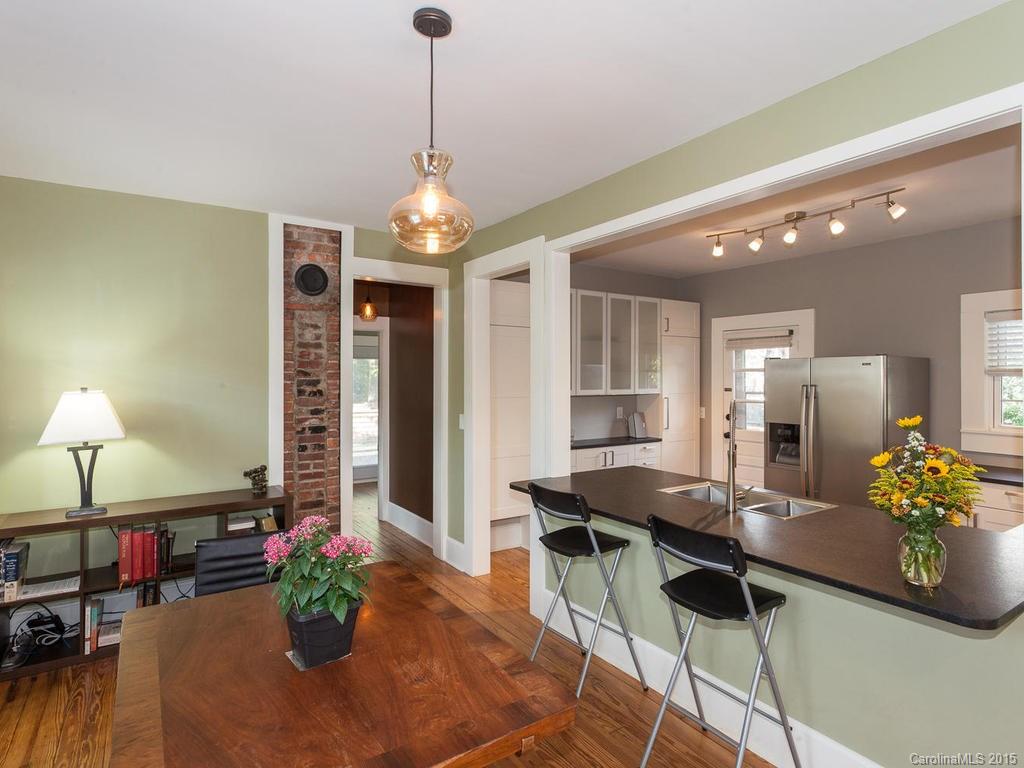 29 Vance Crescent Street Asheville NC 28806