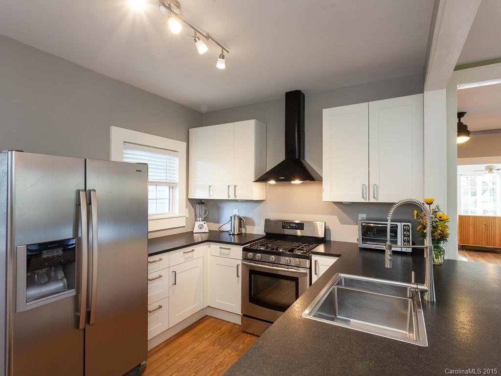 29 Vance Crescent Street Asheville NC 28806
