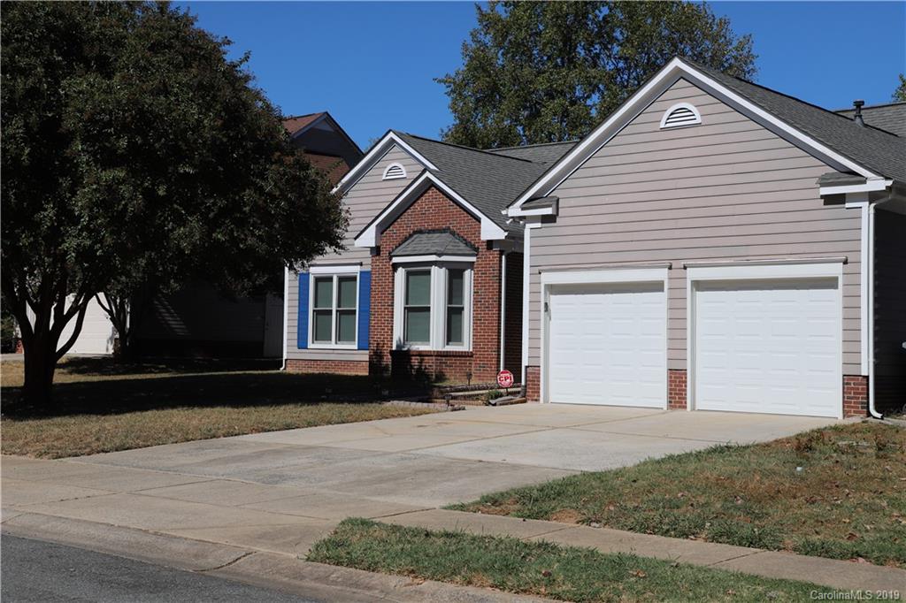 11807 Harris Pointe Drive Charlotte NC 28269