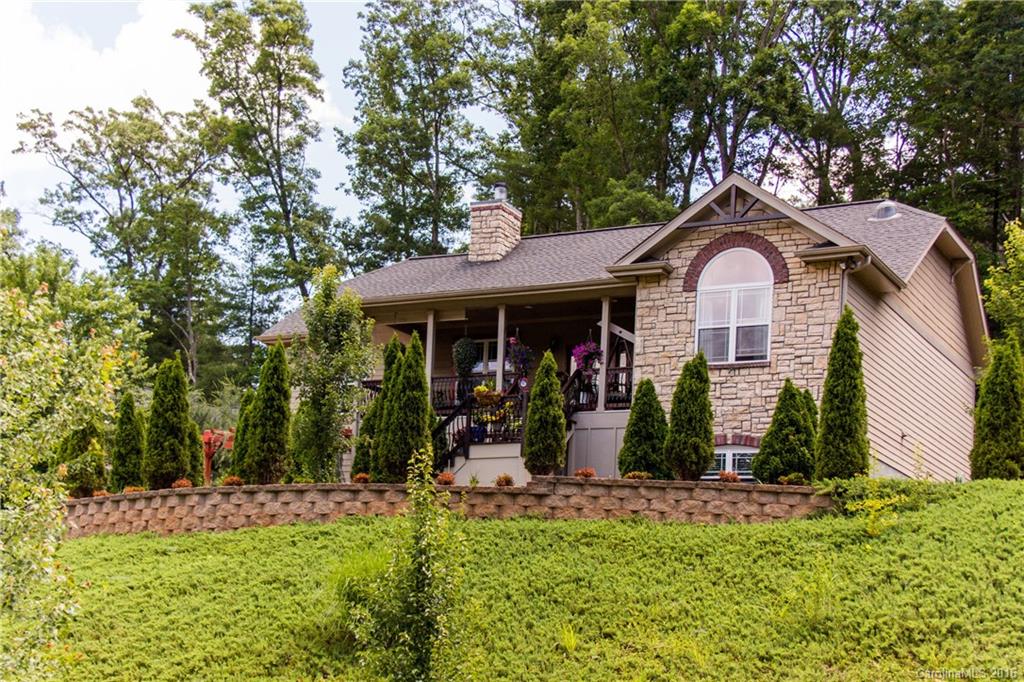 30 Village Creek Drive Asheville NC 28806