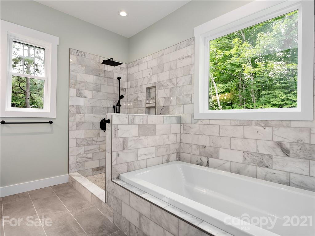 50 Valley Drive Weaverville NC 28787