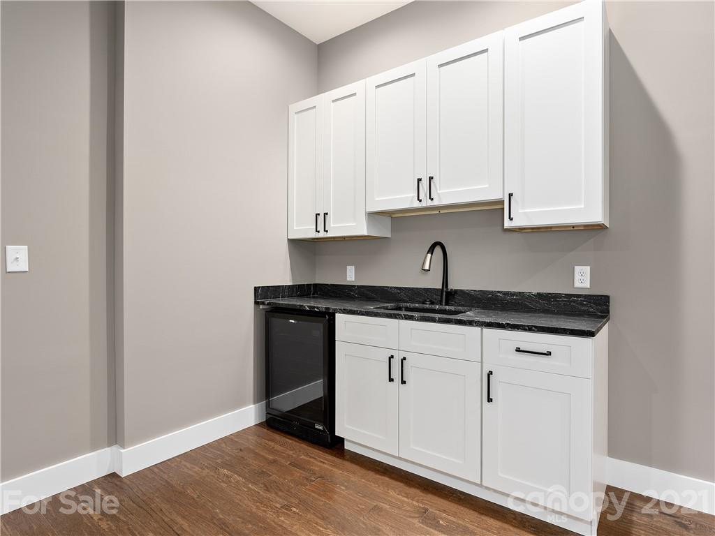 50 Valley Drive Weaverville NC 28787