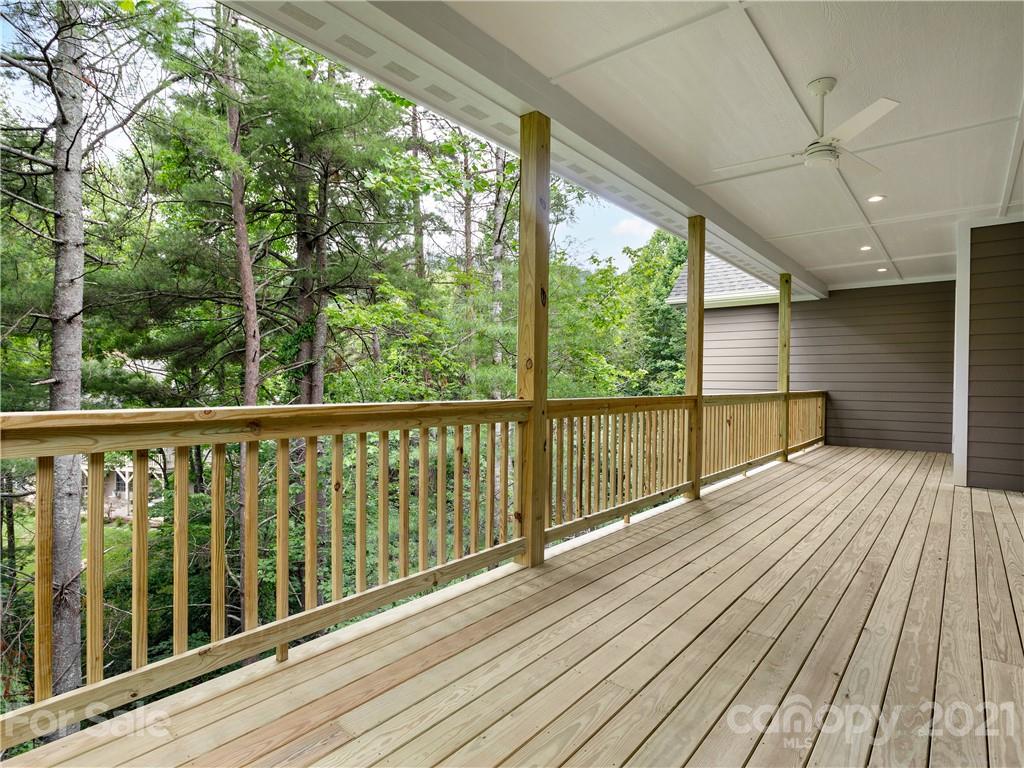50 Valley Drive Weaverville NC 28787