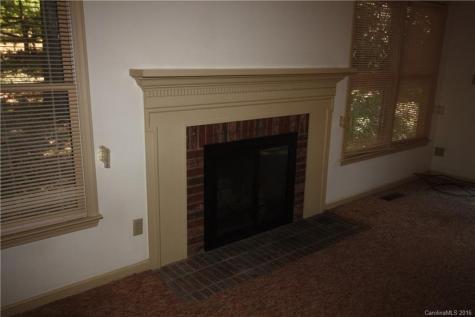 28 Allesarn Road Asheville NC 28804