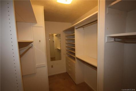 28 Allesarn Road Asheville NC 28804