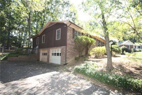 28 Allesarn Road Asheville NC 28804