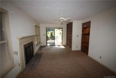 28 Allesarn Road Asheville NC 28804