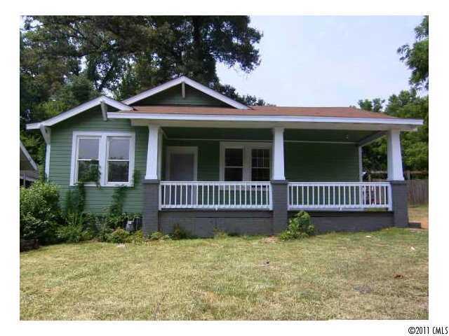 324 Woodvale Place Charlotte NC 28208