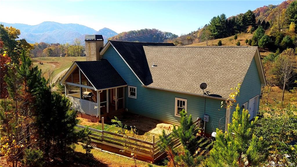 152 Sourwood Lane Clyde NC 28721