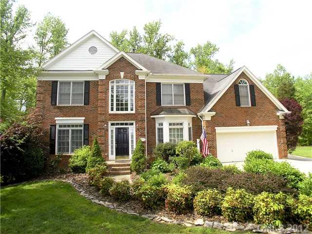 8102 High Oaks Lane Charlotte NC 28277