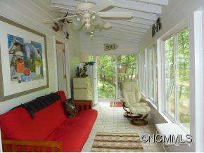 17 Riverbend Drive Asheville NC 28805