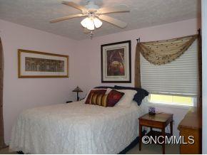 17 Riverbend Drive Asheville NC 28805