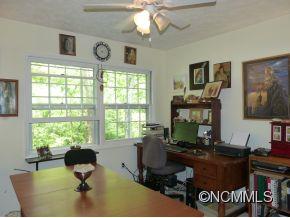 17 Riverbend Drive Asheville NC 28805