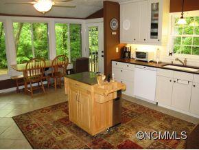 17 Riverbend Drive Asheville NC 28805