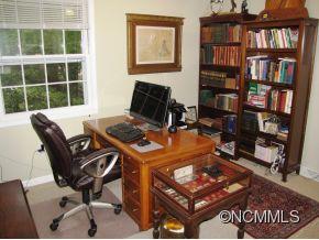 17 Riverbend Drive Asheville NC 28805