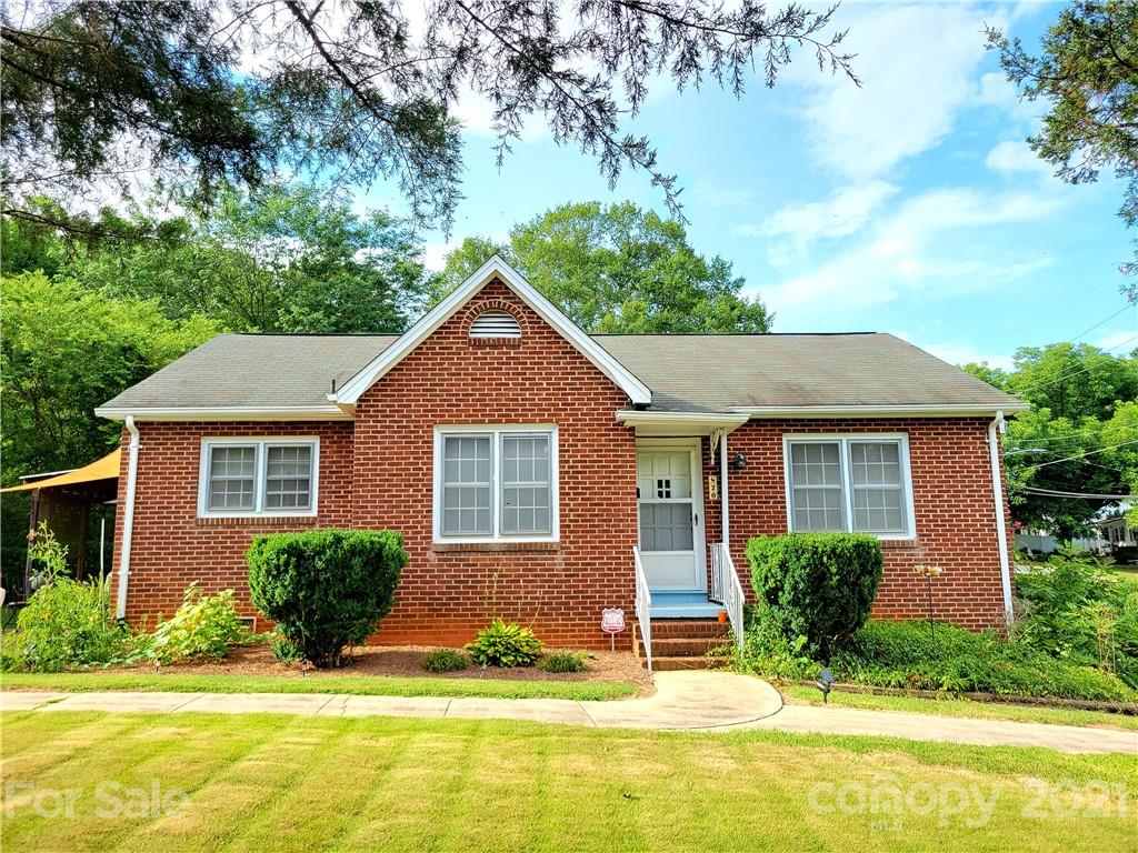820 W Elm Street Shelby NC 28150