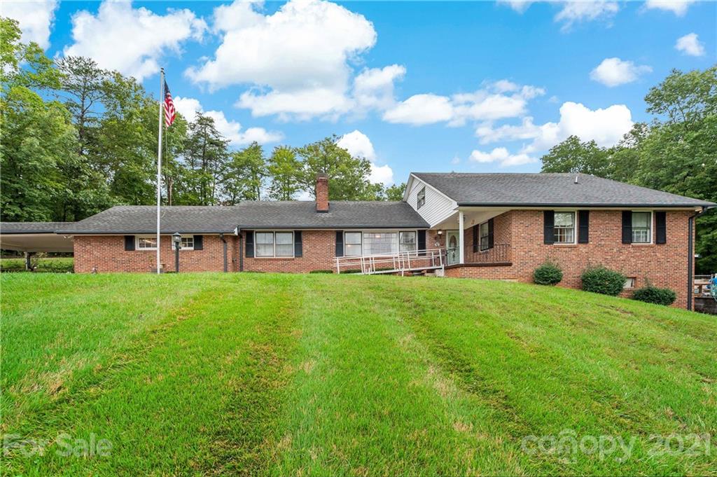 1039 Golf Course Road Old Fort NC 28762