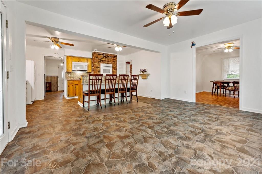 1039 Golf Course Road Old Fort NC 28762