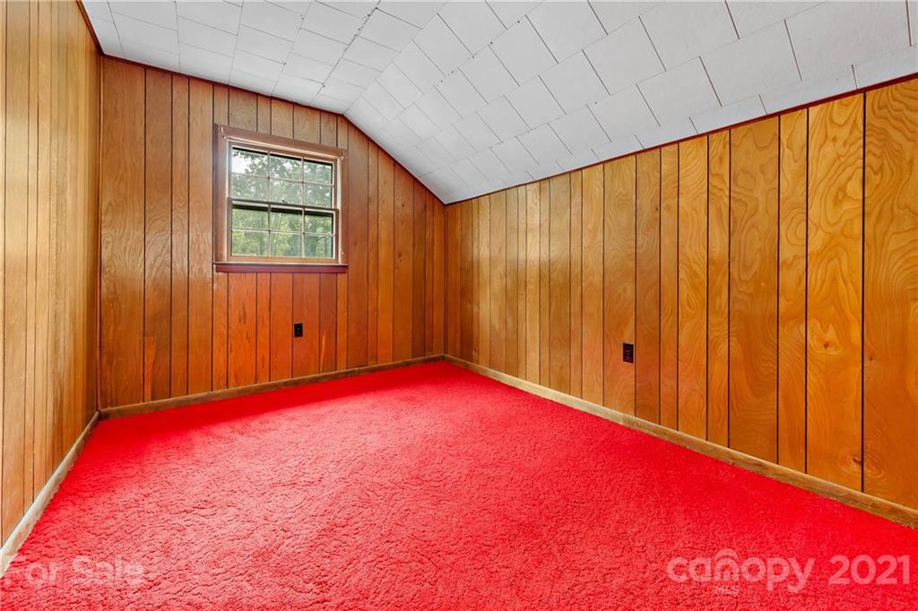 1039 Golf Course Road Old Fort NC 28762