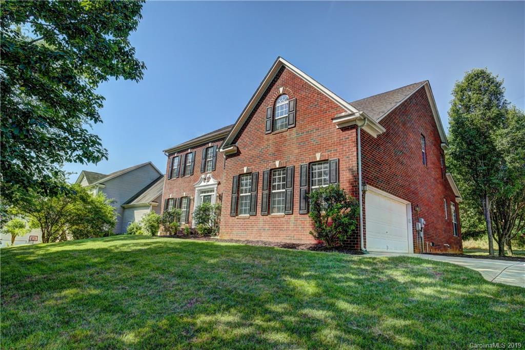 1928 Mount Isle Harbor Drive Charlotte NC 28214