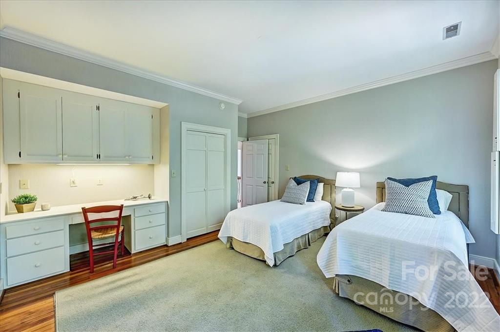 1650 Myers Park Drive Charlotte NC 28207