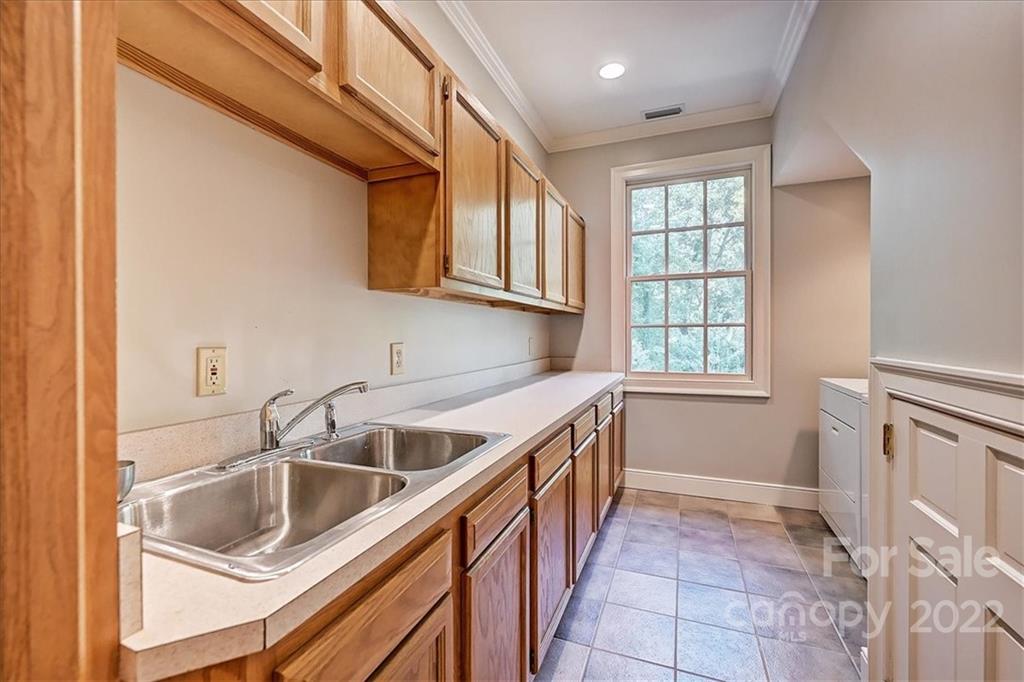 1650 Myers Park Drive Charlotte NC 28207