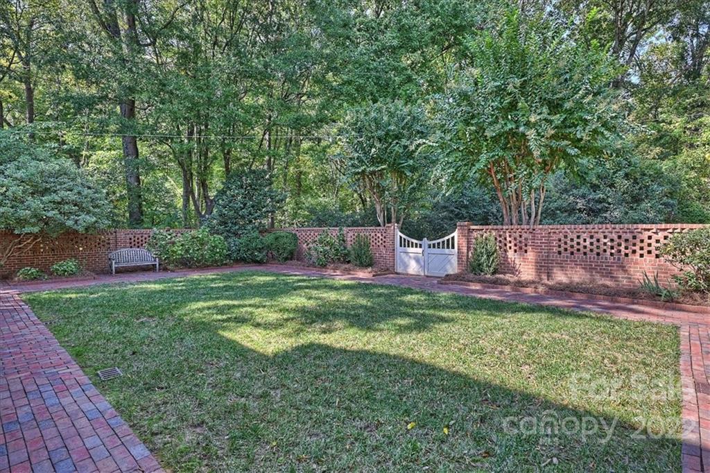 1650 Myers Park Drive Charlotte NC 28207
