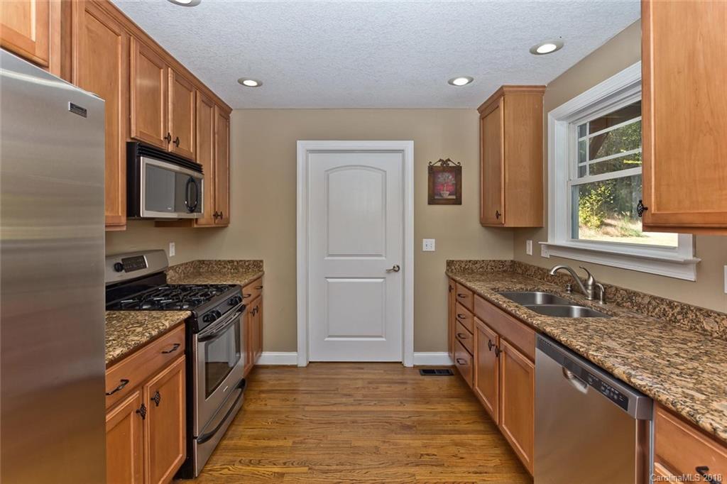 125 Holcombe Cove Road Candler NC 28715