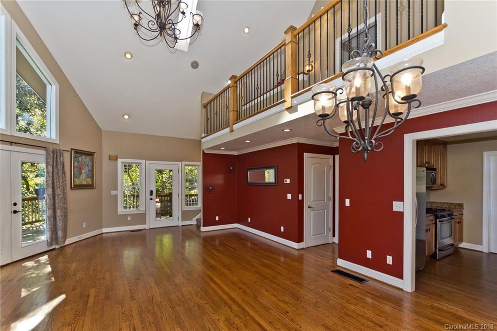 125 Holcombe Cove Road Candler NC 28715