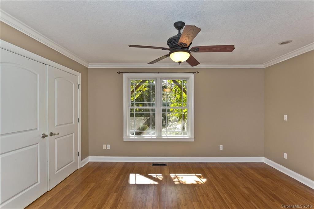 125 Holcombe Cove Road Candler NC 28715