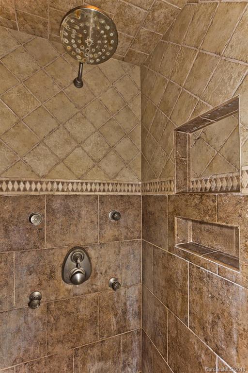 125 Holcombe Cove Road Candler NC 28715