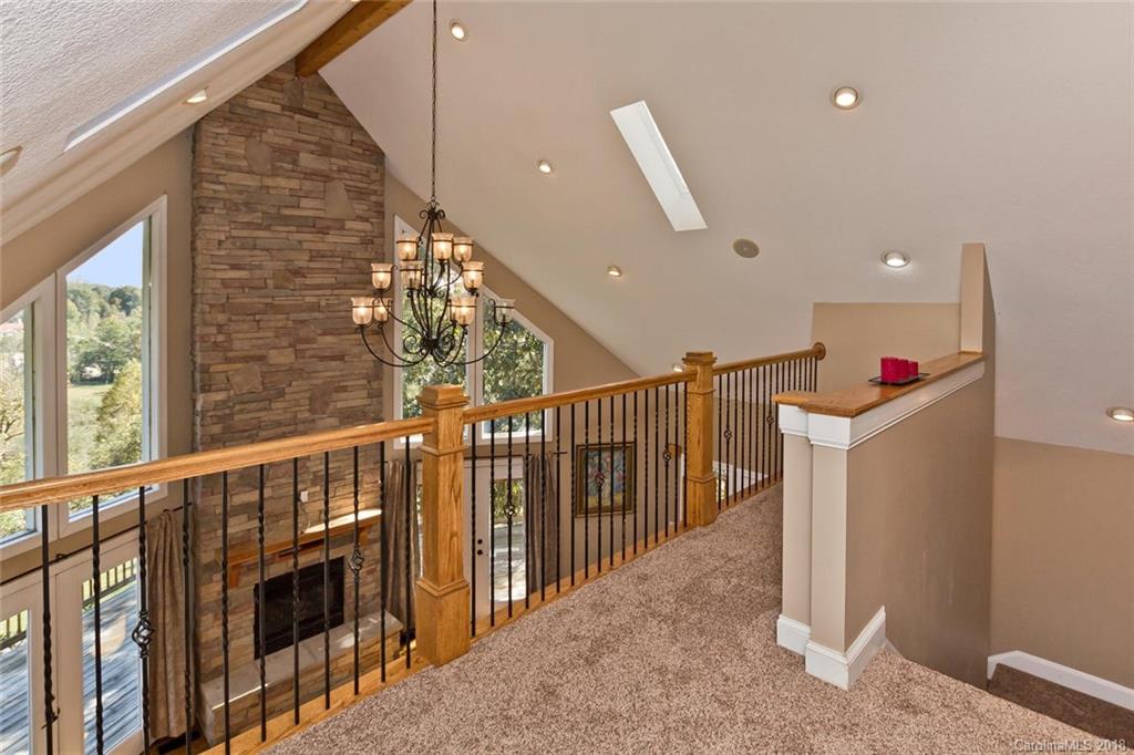 125 Holcombe Cove Road Candler NC 28715