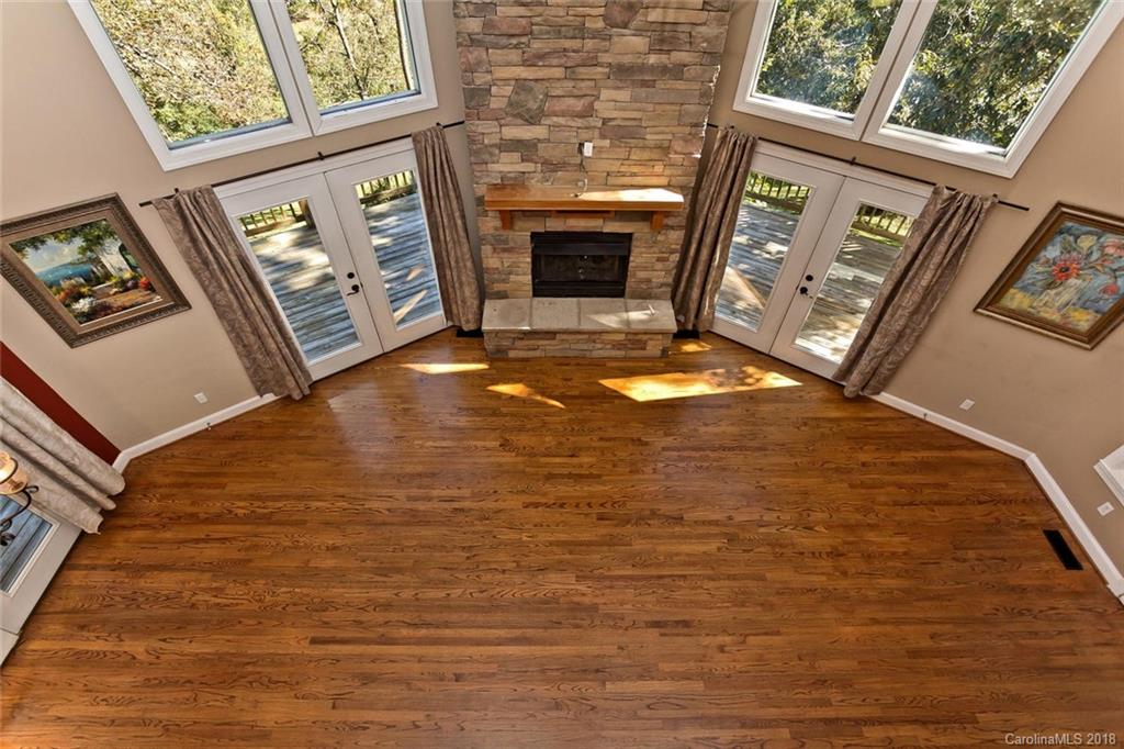 125 Holcombe Cove Road Candler NC 28715