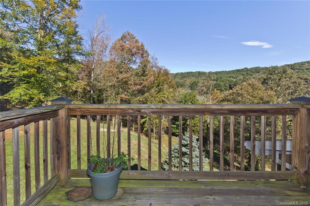 125 Holcombe Cove Road Candler NC 28715