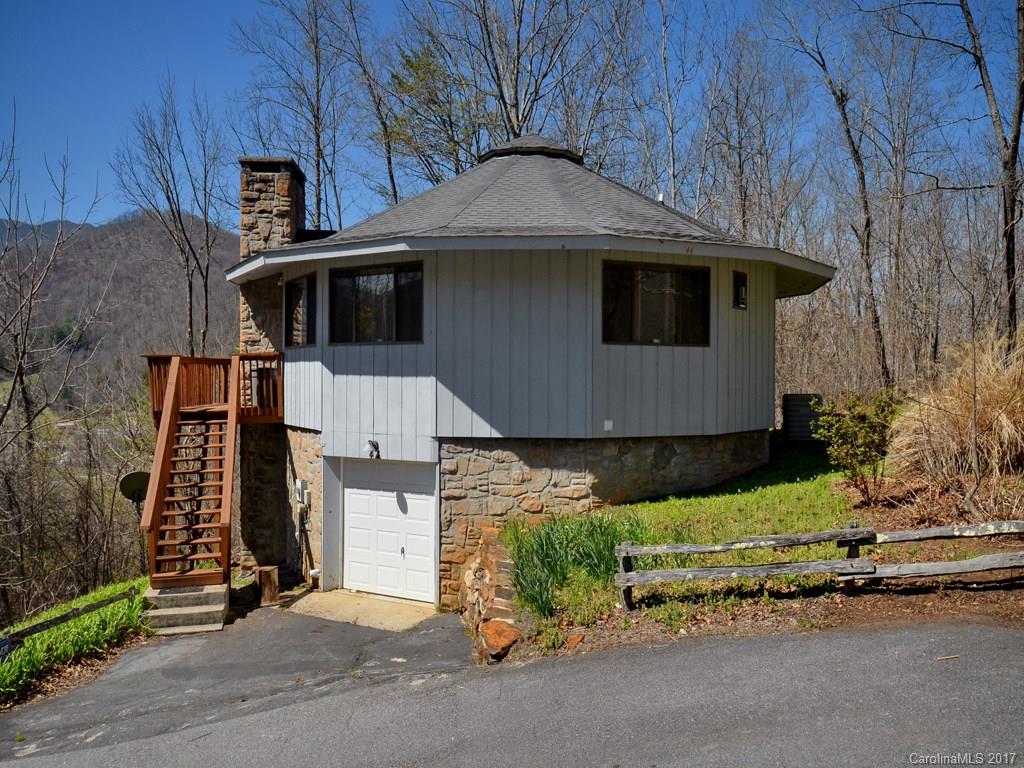 44 Country Cottage Lane Canton NC 28716