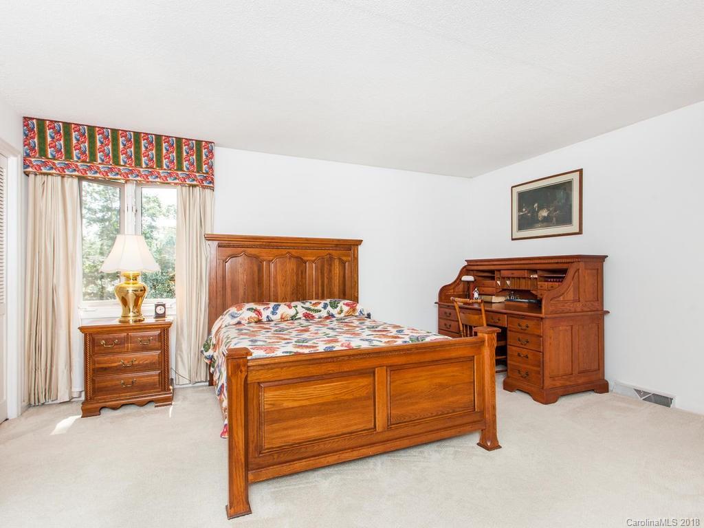 21 Woodmere Drive Arden NC 28704