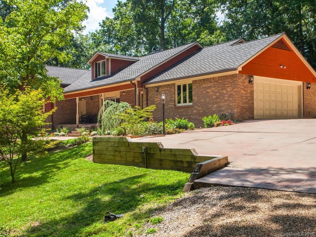 21 Woodmere Drive Arden NC 28704