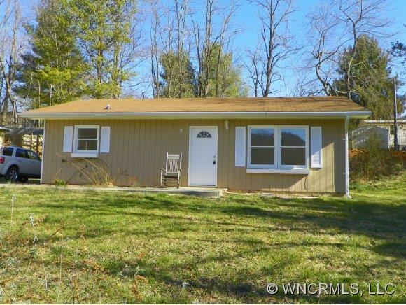 9 Windwood Candler NC 28715
