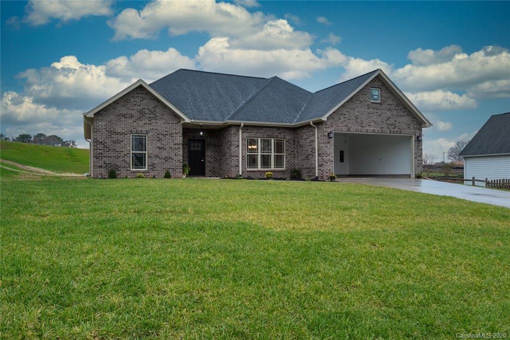 1911 46th Avenue Drive NE Hickory NC 28601