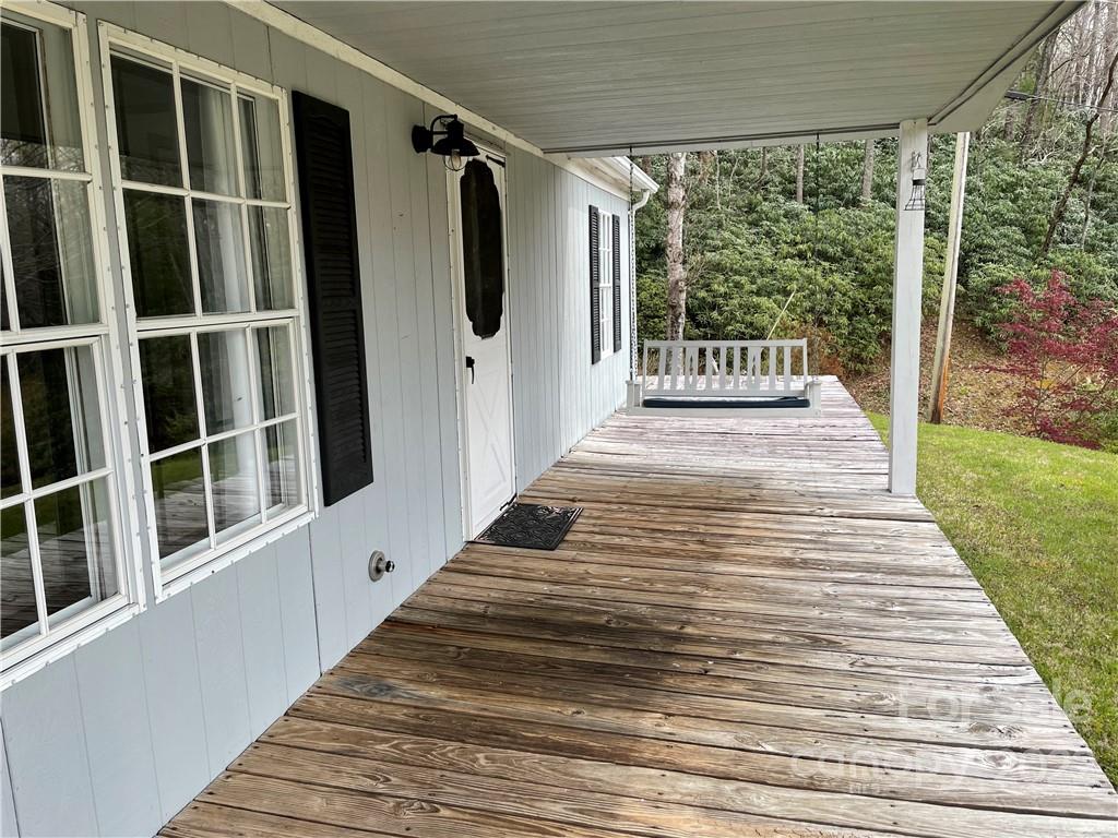 2020 Peppers Creek Road Marion NC 28752