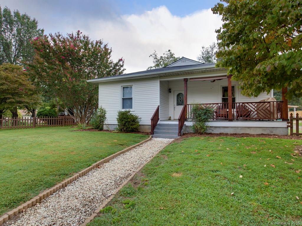 114 Edwards Avenue Swannanoa NC 28778