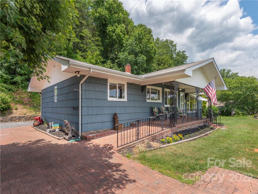 741 Golf Course Road Waynesville NC 28786