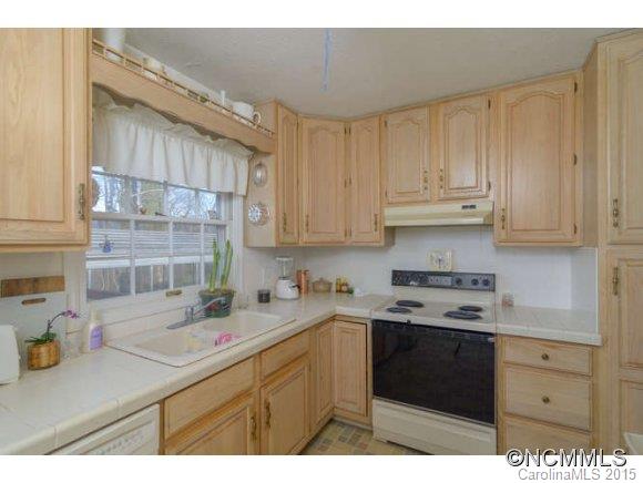 44 Botany Drive Asheville NC 28805