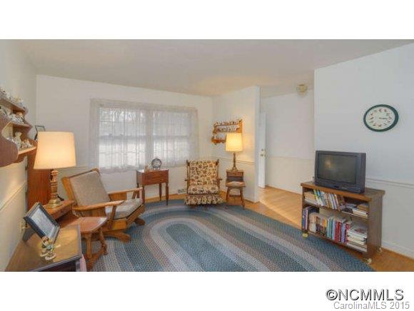 44 Botany Drive Asheville NC 28805