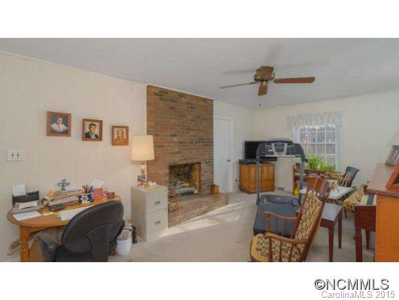 44 Botany Drive Asheville NC 28805