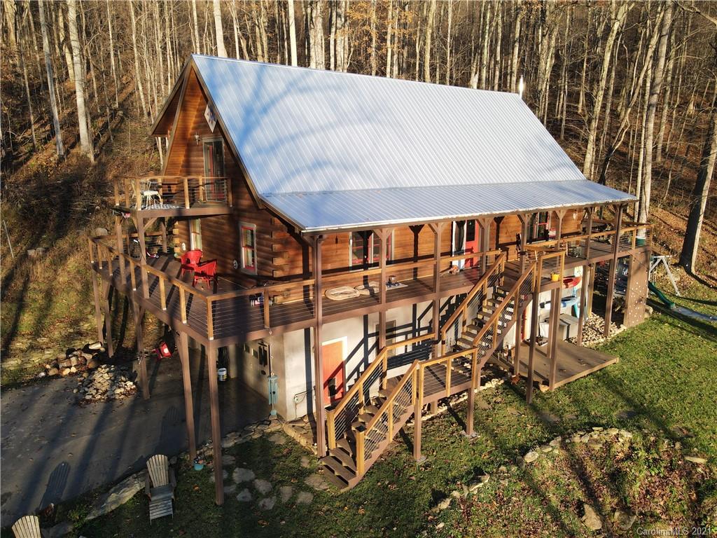 162 McDaris Cove Road Weaverville NC 28787