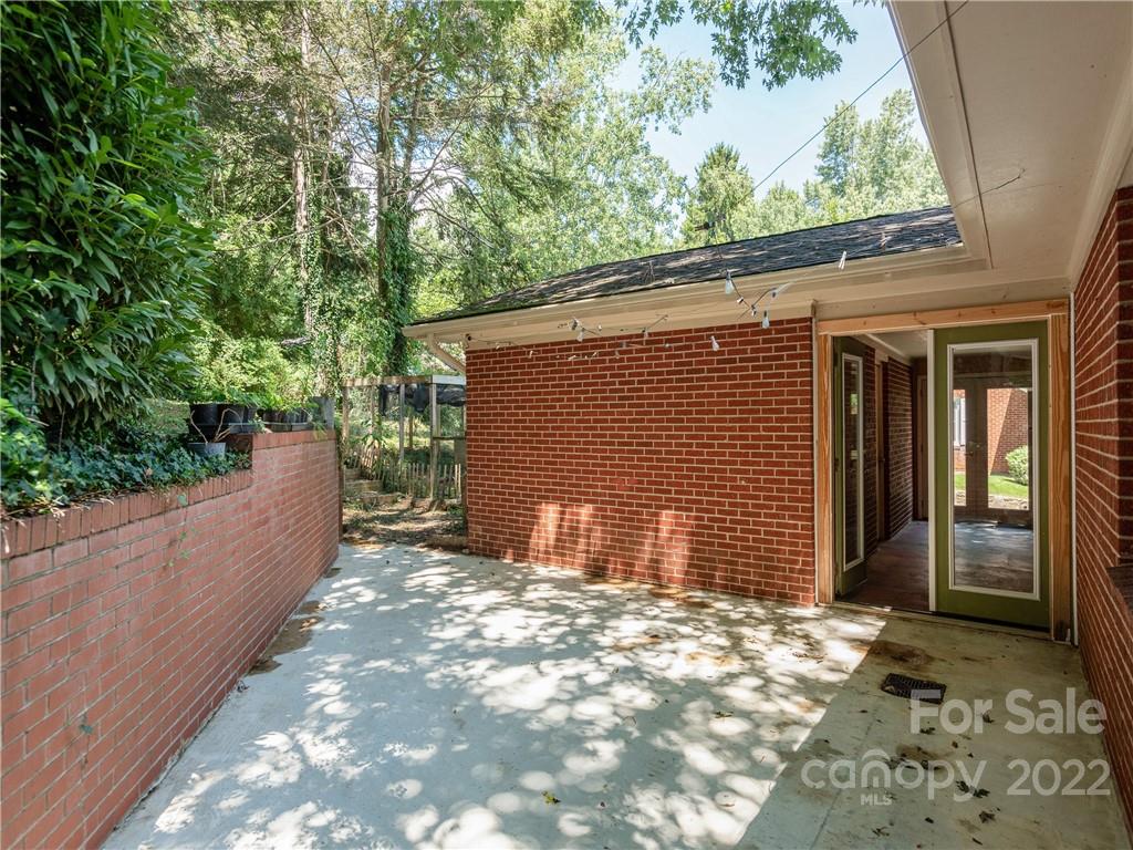 34 Dorchester Avenue Asheville NC 28806