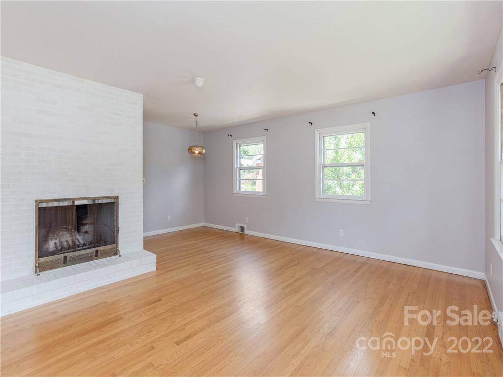 34 Dorchester Avenue Asheville NC 28806