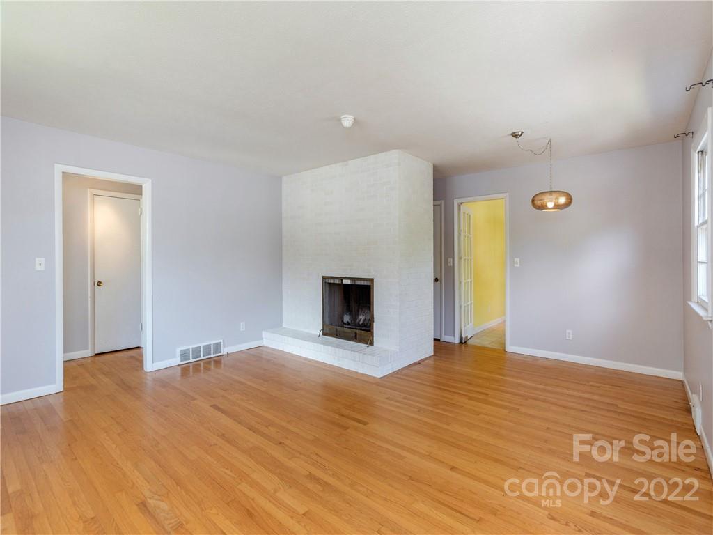 34 Dorchester Avenue Asheville NC 28806